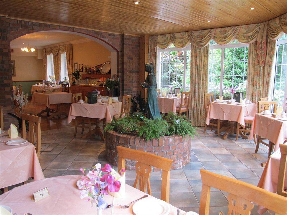 Old Weir Lodge Киларни Екстериор снимка